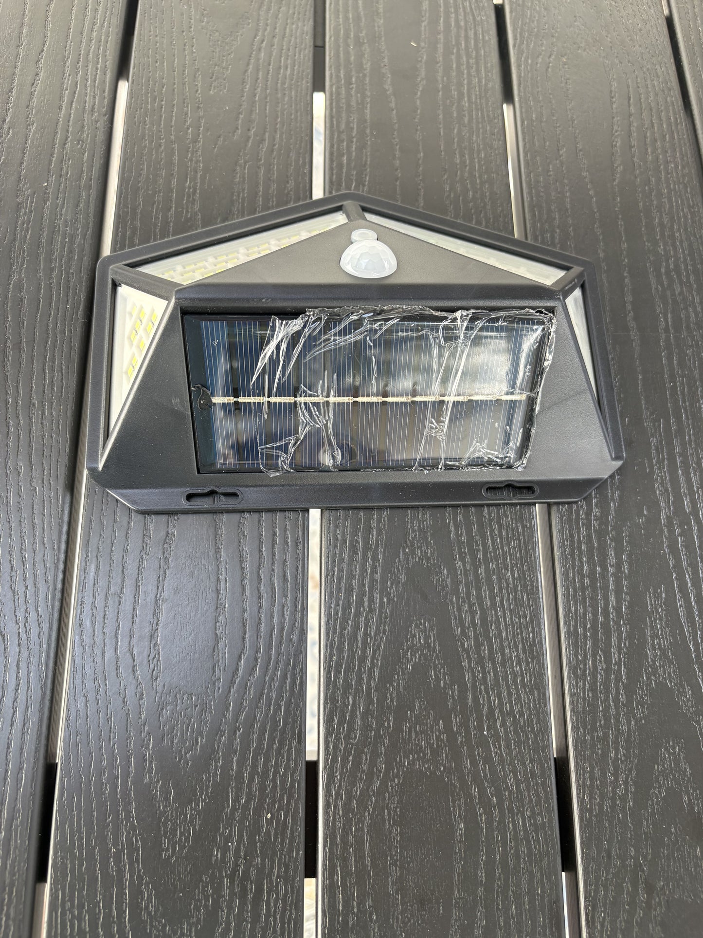Lampara piso exterior sensor movimiento negra